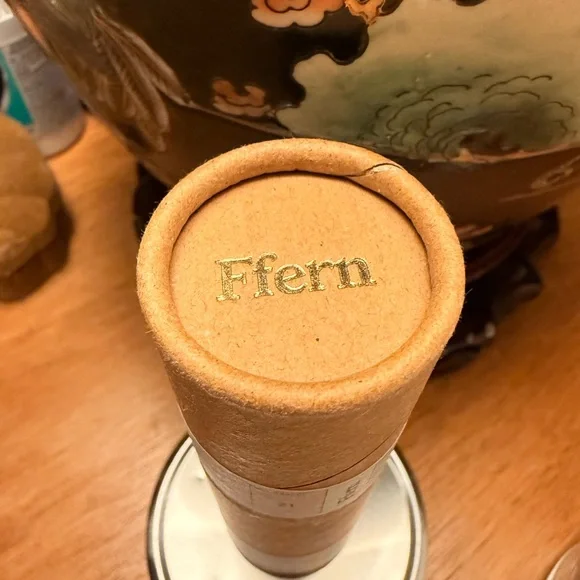 Almost a full bottle! Natural and toxin free perfume 🌱 - Picture 6 of 7